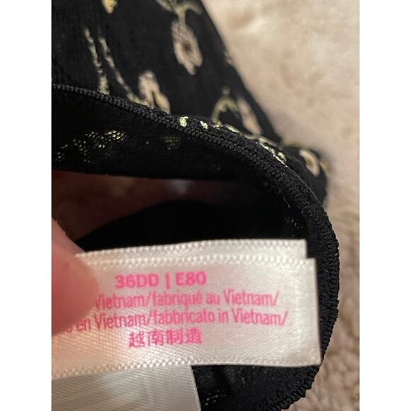 Victoria Secret Push Up Bra Black Lace White Floral Women's Size 36DD NWT - Picture 9 of 9